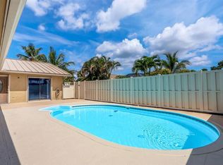 5292 Eagle Lake Dr, Palm Beach Gardens, FL 33418