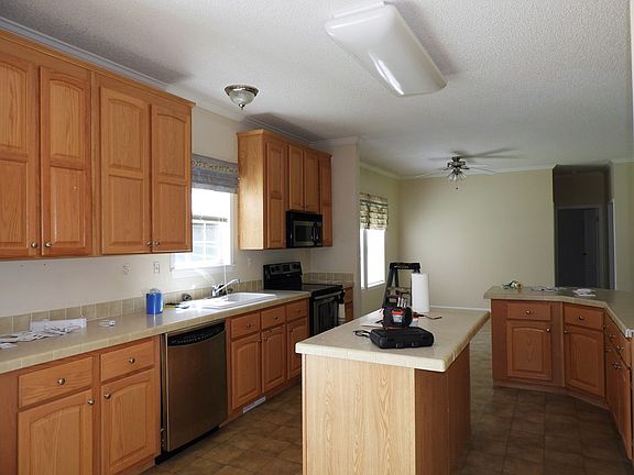 5th image of 127 Tidewater Dr