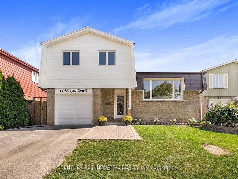 17 Chopin Ct — Photo 1