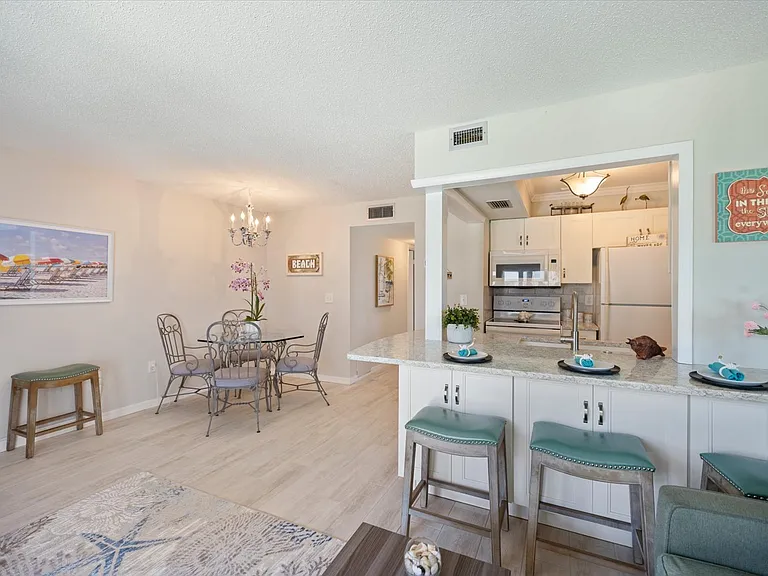 1604 Stickney Point Rd #102 — Photo 5