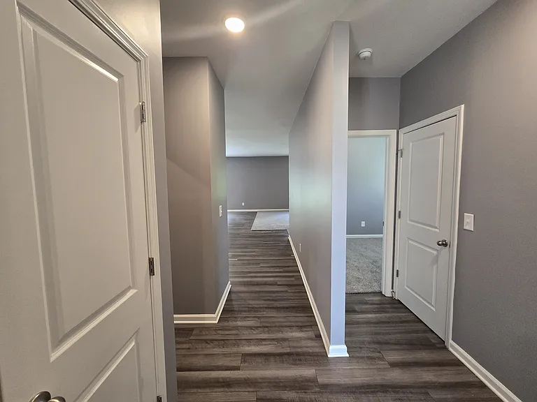 104 McCall Way — Photo 4