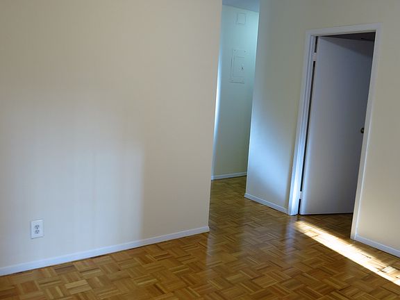 4th image of 509 E 78th St APT 2E