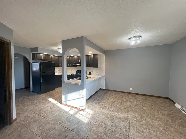 7883 Old Highway Rd #B — Photo 6