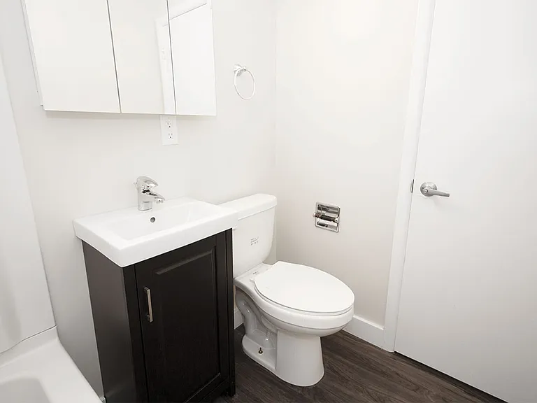 2075 Portage Ave #102 — Photo 30