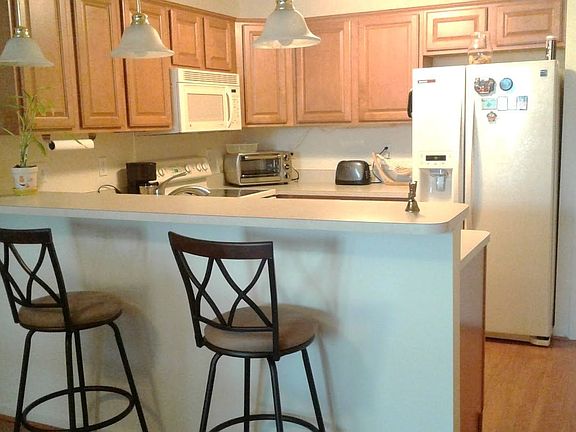 2nd image of 4102 Cameron Cir