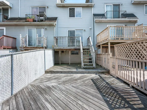 120 Rosedale Avenue image 12 of 12