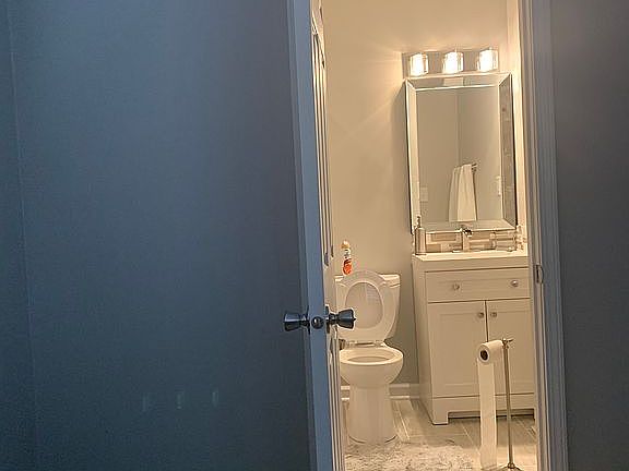 5th image of 3342 N Whittier Pl