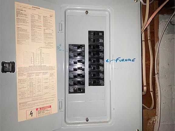 3rd image of 28 Henry St