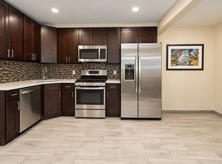 18-15 21st Rd Floor 1, Astoria, NY 11105