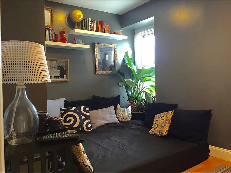 1201 Ridge Ave #4 — Photo 7