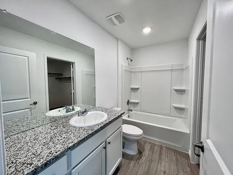 10015 Kersey Ml — Photo 17