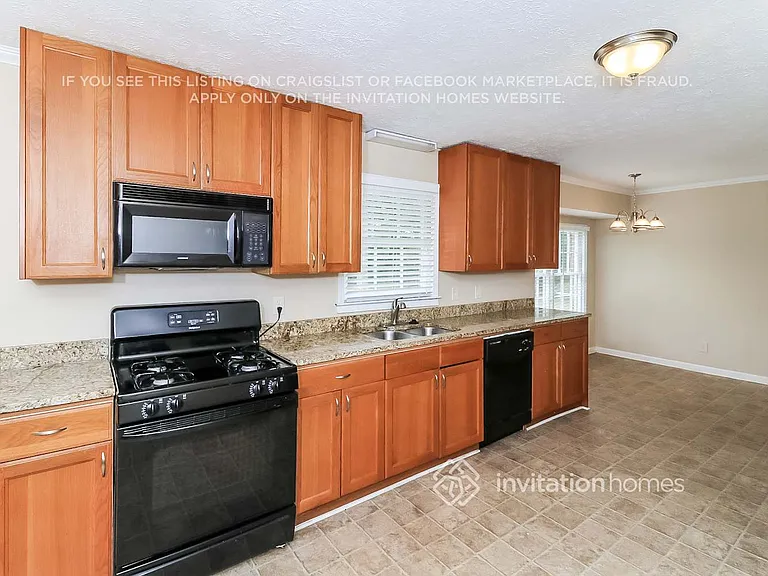 2765 Eldorado Pl — Photo 11