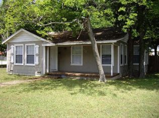 102 Park Dr, Waxahachie, TX 75165