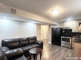 1725 Mickleborough Dr #2, London, ON N6G5R7