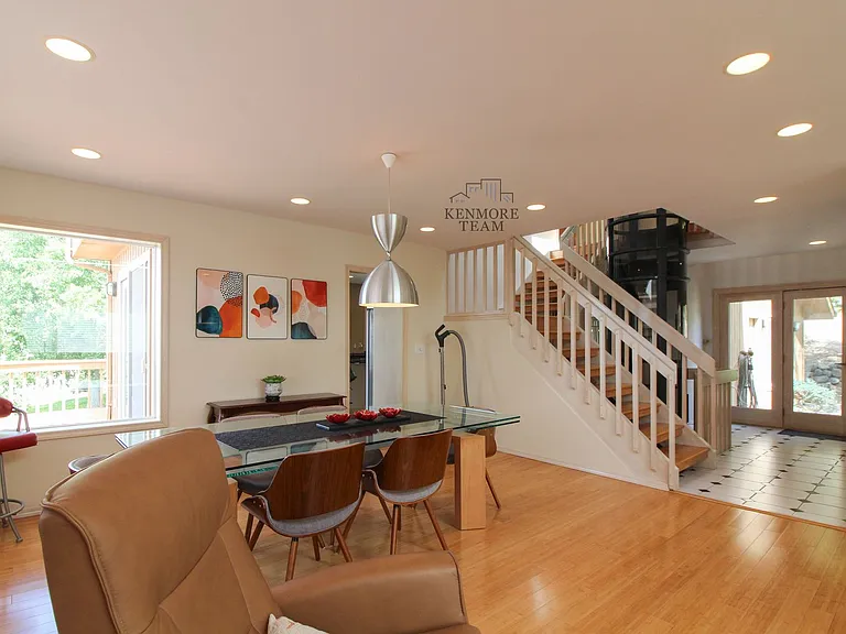 2141 N Columbia River Rd — Photo 11
