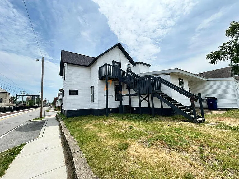 1101 Manhattan St #UPPER — Photo 12