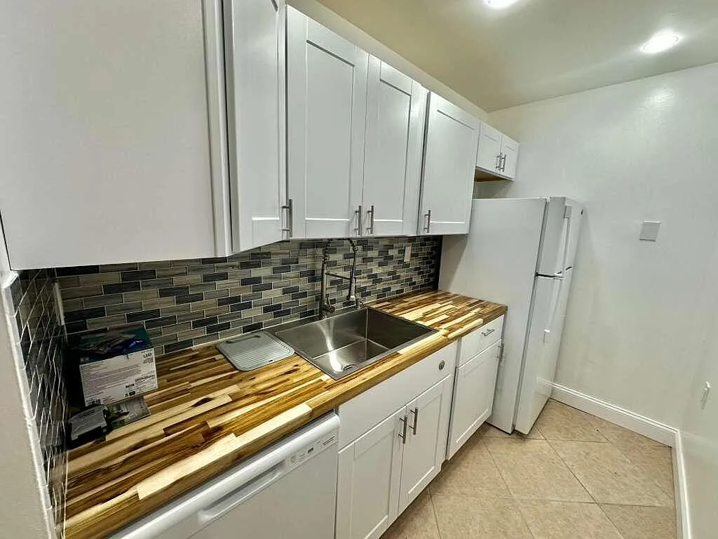 2 bed, 1.0 bath, 708 sqft, $1,650 — Photo 4