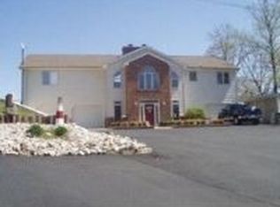 420 Swan Bay Dr, Buchanan, TN 38222
