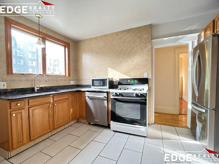 80 Wallingford Rd #1 — Photo 2