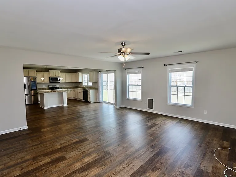3680 Moseley Dr — Photo 25