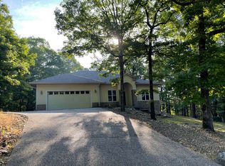 100 Salvatierra Way, Hot Springs Village, AR 71909