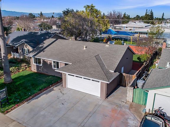 3rd image of 1491 Dentwood Dr