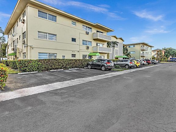 3rd image of 11930 NE 19th Drive #9