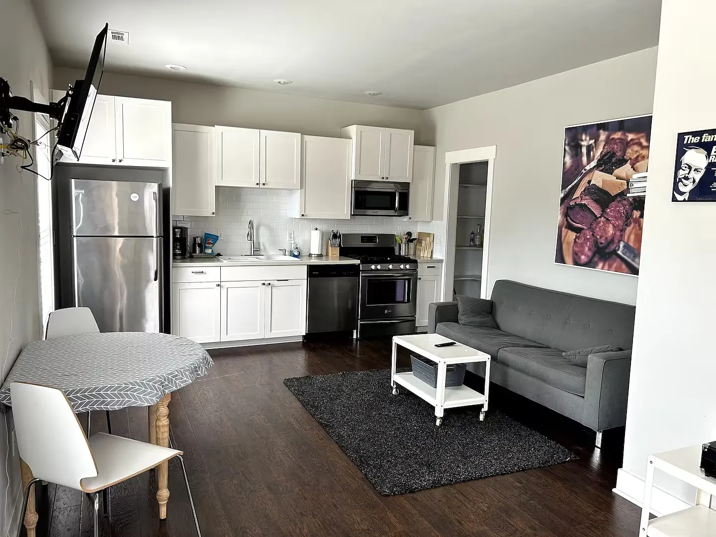 1 bed, 590 sqft, $2,250 — Photo 2