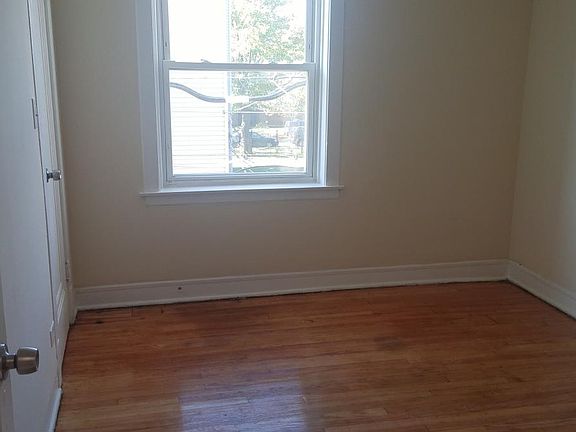 3rd image of 2410 W 66th St #3