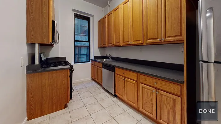 Rented by Bond New York | media 1