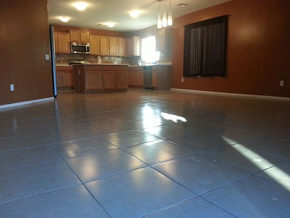 5th image of 43630 W Elizabeth Ave