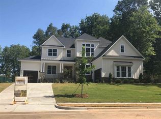 1917 SE Cary Pkwy, Raleigh, NC 27606