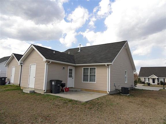 4th image of 1349 Northridge Dr