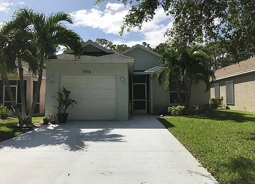 7916 SE Sugar Pines Way Photo 1