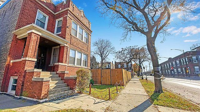1st image of 1407 N Kostner Ave