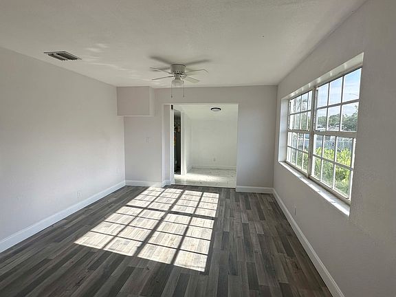 5th image of 1210 Avenue R