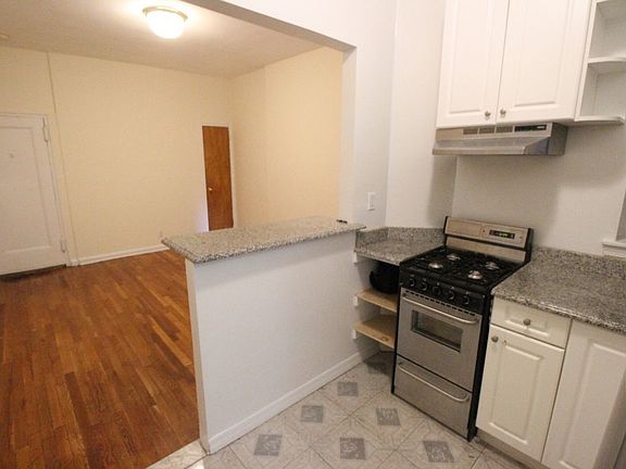 4th image of 106 W 96th St #1BA