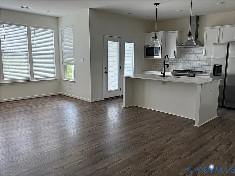 18630 Palisades Cove Ct — Photo 3