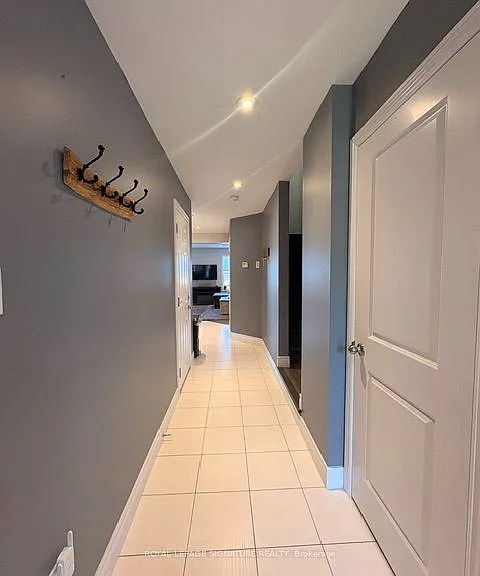 170 Daffodil Ct — Photo 2