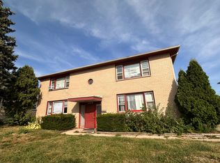 2405 Fish Hatchery Rd #1, Madison, WI 53713