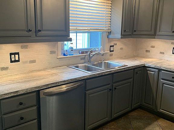 5th image of 71 Camwood Dr