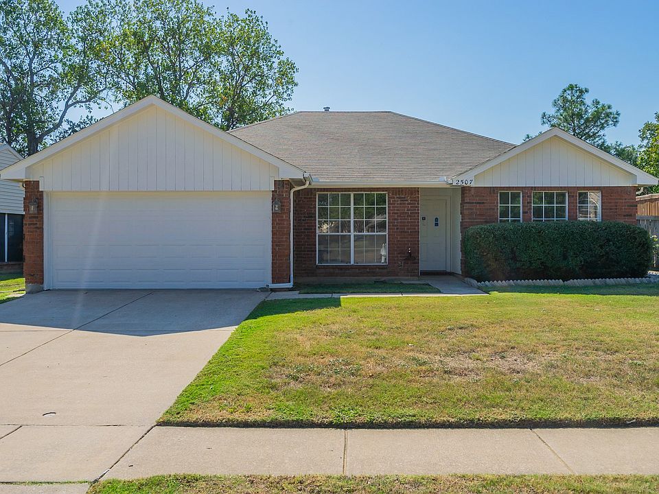 1st image of 2507 Meadowview Dr