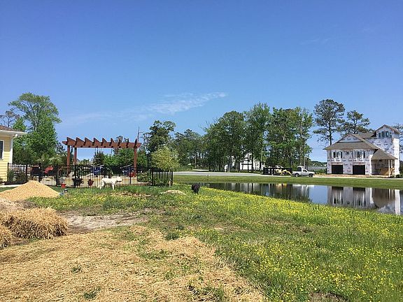 2nd image of 10304 Plantation Ln