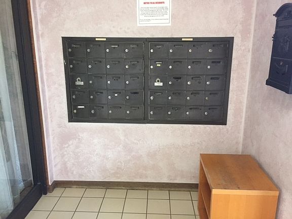 5th image of 1551 Ashland Ave APT 107