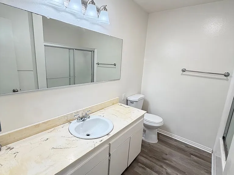 7525 Pacific Ave — Photo 11
