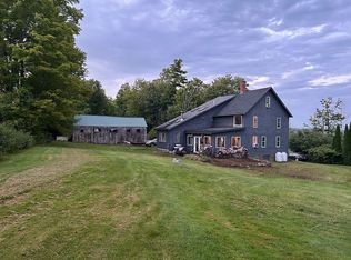 352 S Sugar Hill Rd, Weare, NH 03281