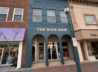 305 Main St, Cedar Falls, IA 50613