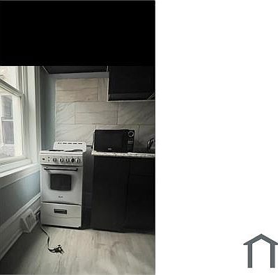 1st image of 4116 Cambridge St #2