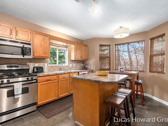 4th image of 4660 Eastern Ave SE #5