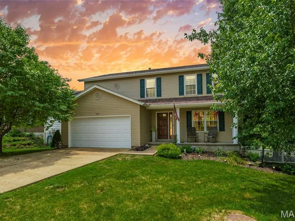 932 Grape Arbor Dr, Arnold, MO 63010